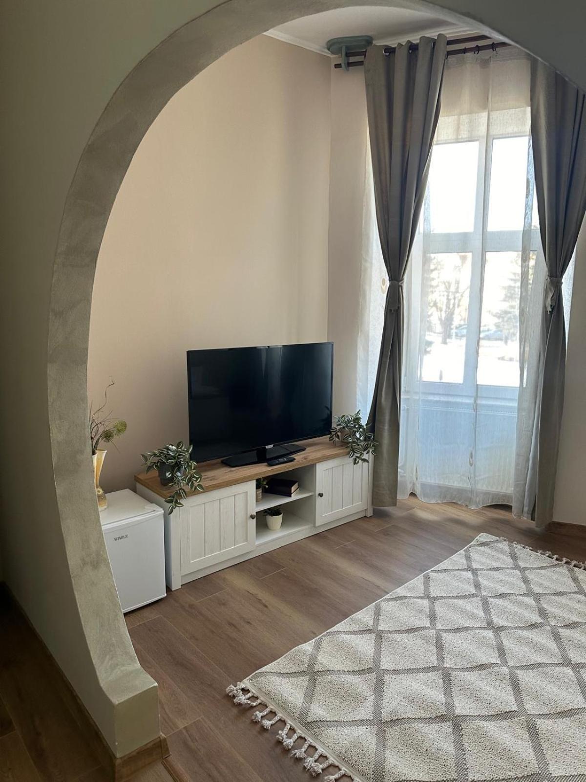 Hotel Rubin*** Георгени Екстериор снимка